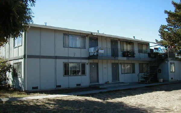 Foto del edificio - 5747 Almaden Rd