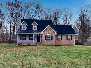 Building Photo - 114 Louise Dr