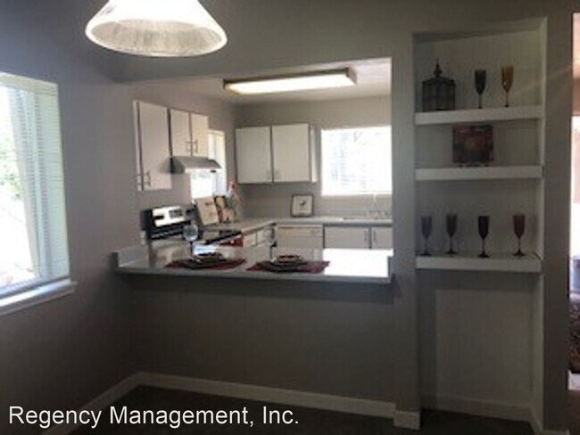 Foto del edificio - 4430-4410 SW 107th Ave