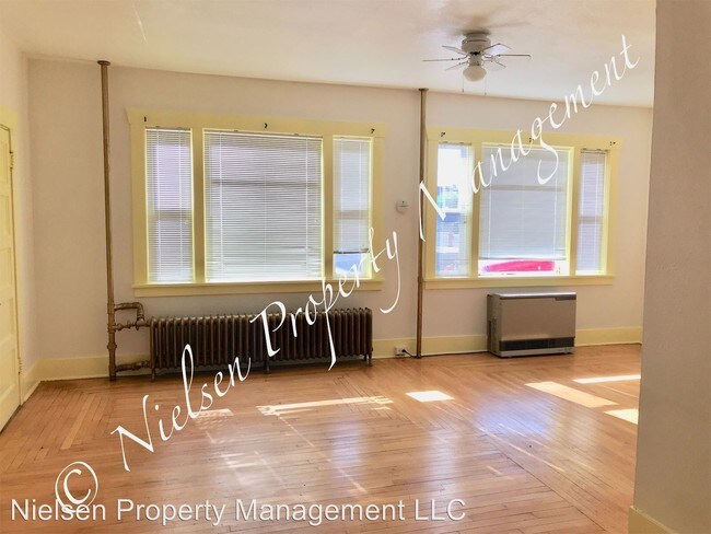 Building Photo - 420 W Galena St