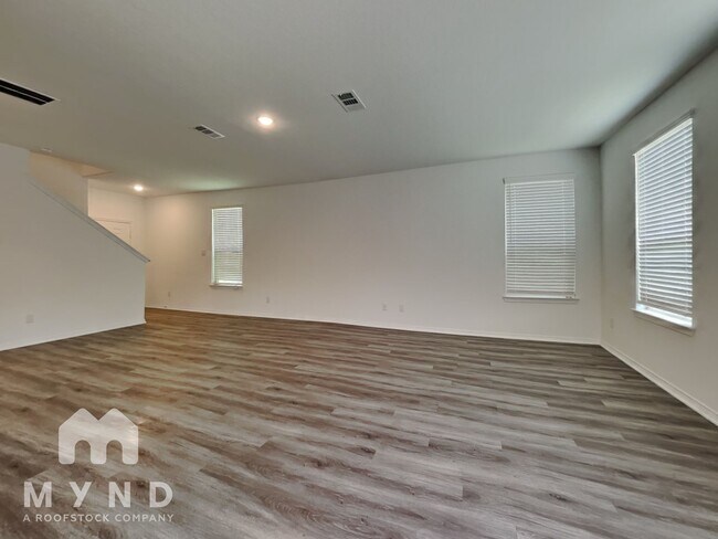 Building Photo - 16650 Moss Ln