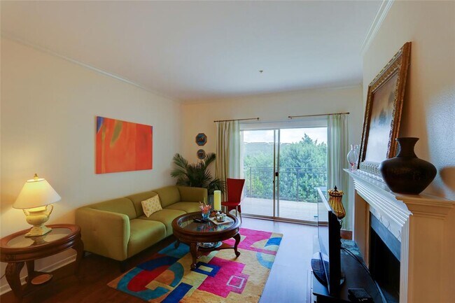 Foto del edificio - 6000 Shepherd Mountain Cove