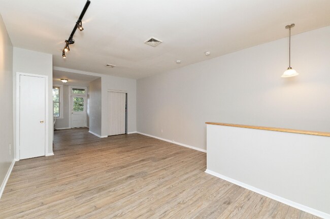 Foto del edificio - 3226 Belair Rd