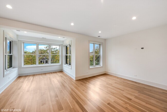 Disposición interior - 1508 W Addison St