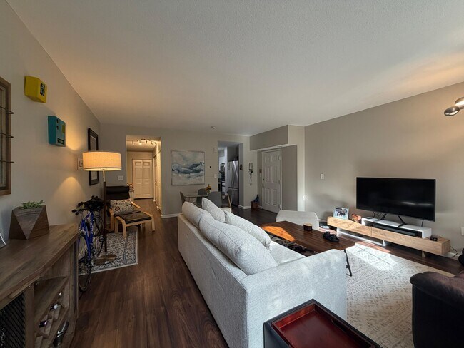 Foto del edificio - 100 Boatswains Way