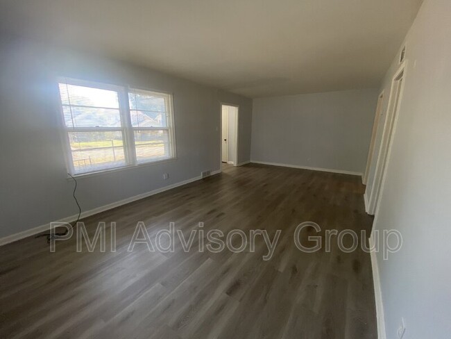 Foto del edificio - 901 SW Orleans St