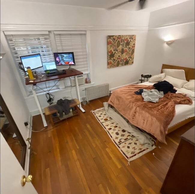 Foto del edificio - 683 W Wrightwood Ave