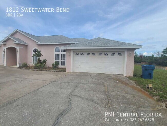 Building Photo - 1812 Sweetwater Bend