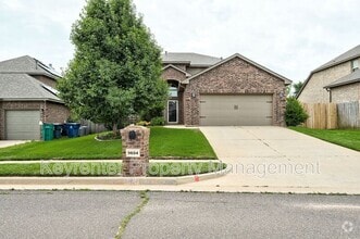Building Photo - 9604 Squire Ln