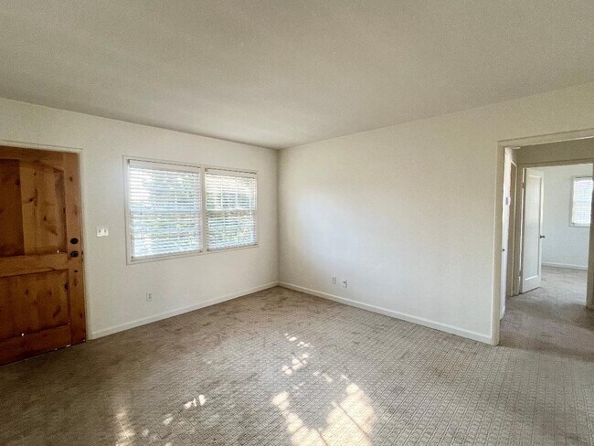 Foto del edificio - 4256 Noyes St