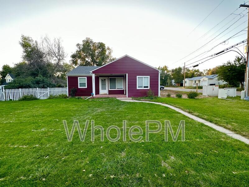 Foto principal - 6095 Pierce St
