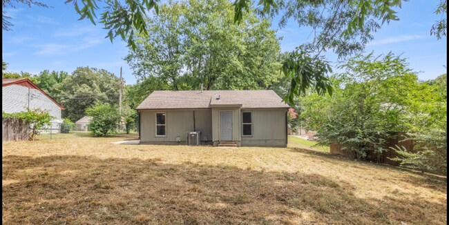 Foto del edificio - 4275 Briarberry Ln