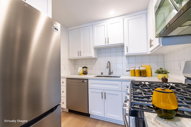 Interior Photo - 4707 N. Figueroa St