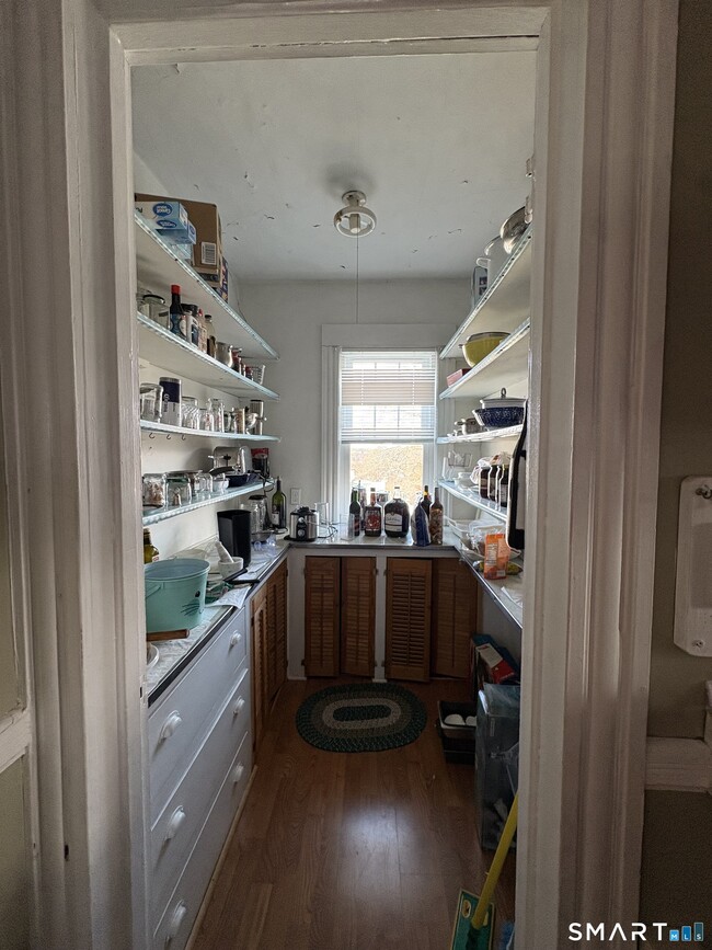 Building Photo - 211 S Whittlesey Ave