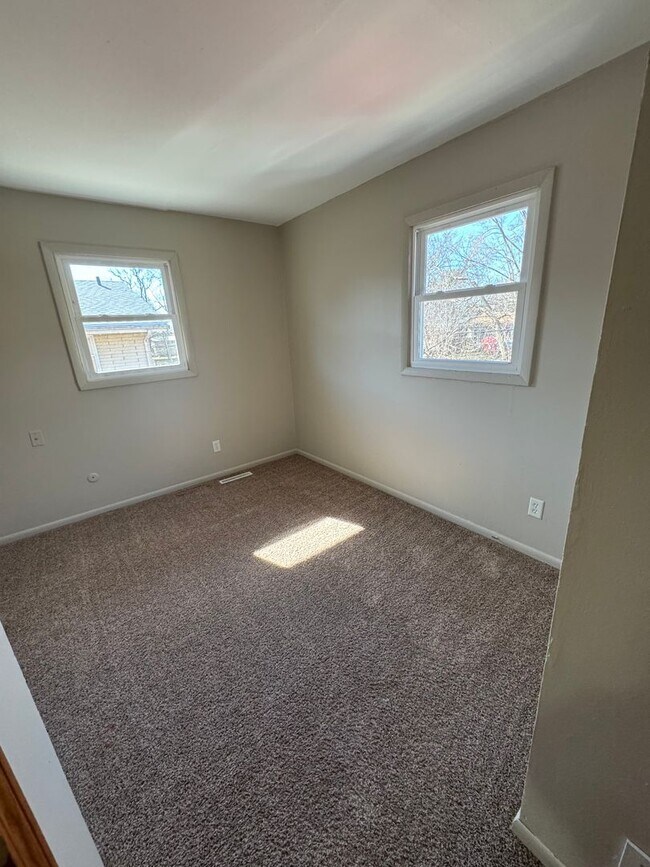 Foto del edificio - 3308 Sablewood Dr
