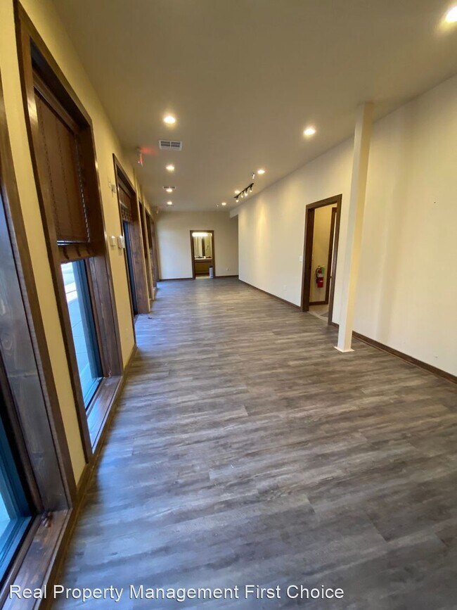 Foto del edificio - 6 br, 3 bath House - 9 N 9th Street