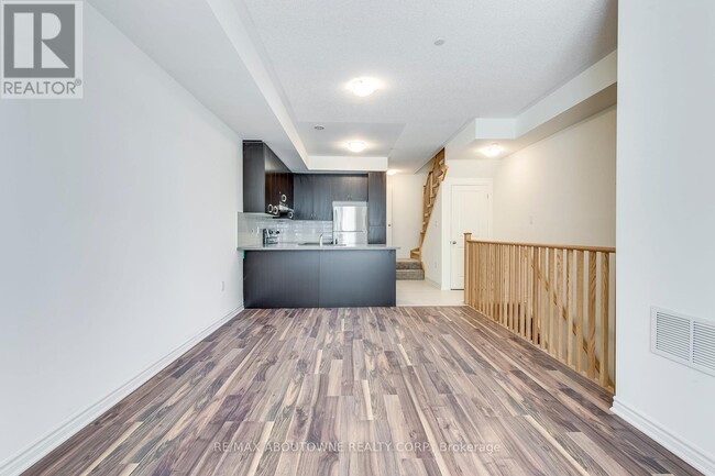 Building Photo - 2212 Bromsgrove Rd