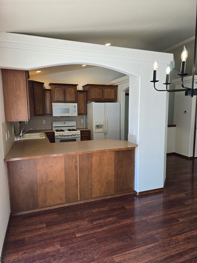 Foto del edificio - 3183 W Versailles Dr