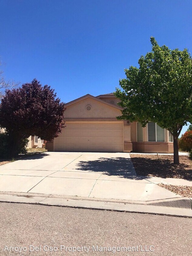 Primary Photo - 3 br, 2 bath House - 710 Rain Lily St. SW