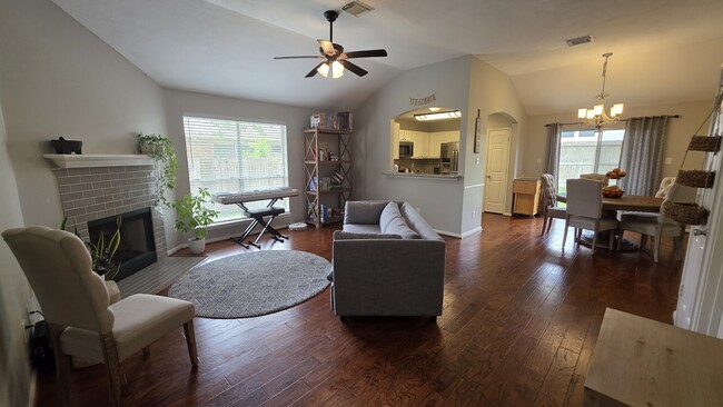 Foto del edificio - 7207 Brockington Dr