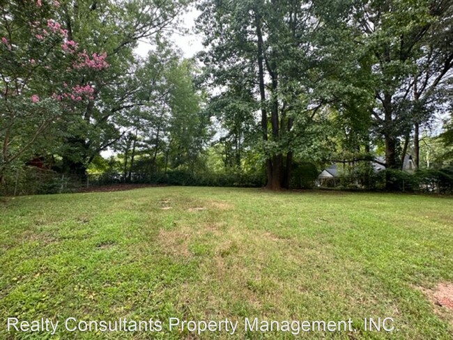 Building Photo - 3 br, 1.5 bath House - 3302 Darden Road