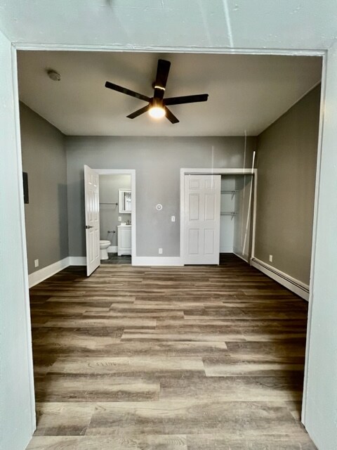 Building Photo - 825 12th St