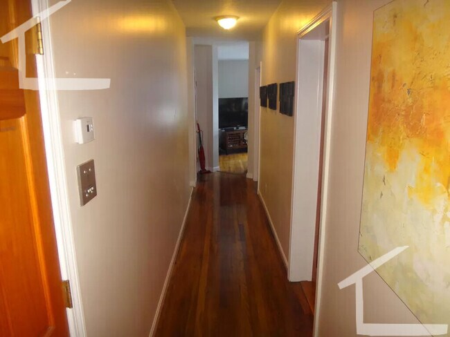 Foto del edificio - 54 Kelly Rd