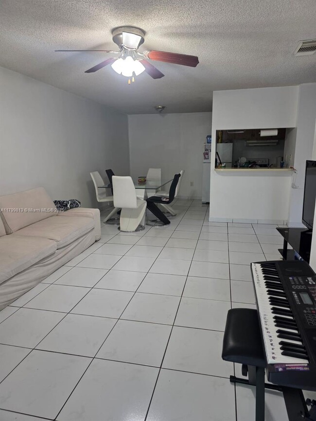 Foto del edificio - 15629 SW 73rd Cir Terrace