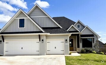 Building Photo - 8732 Beechgrove Dr
