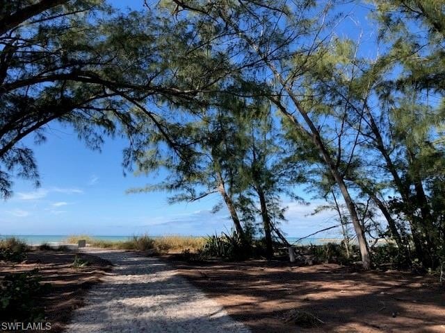 Building Photo - 6477 Sanibel Captiva Rd