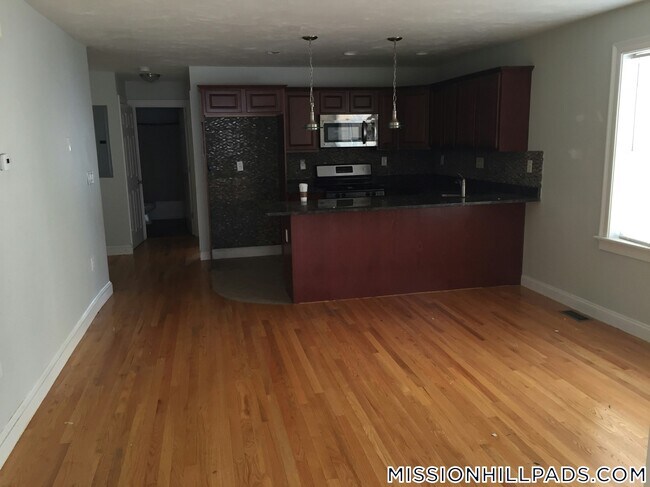 Foto del edificio - 2945 Washington St