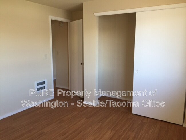 Foto del edificio - 9816 20th Ave SW