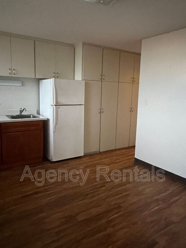 Foto del edificio - 425 N Kuakini St