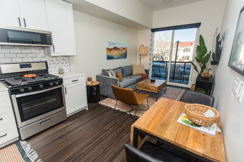 Foto principal - 2876 W 53rd Ave