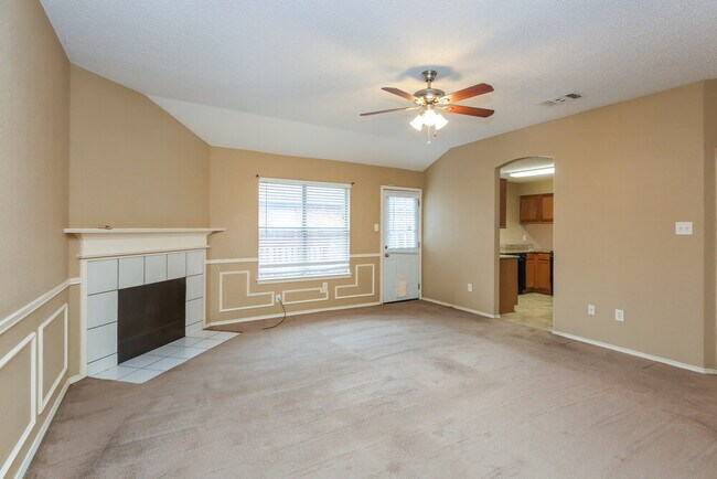 Foto del edificio - 908 Fenway Ln