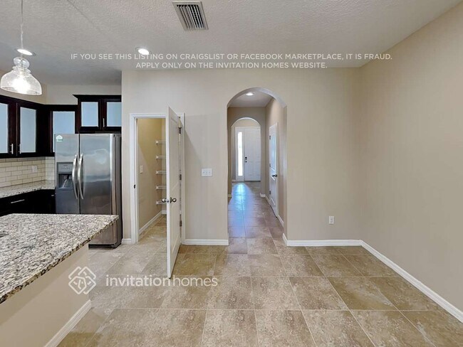 Foto del edificio - 8636 Ice Wine St