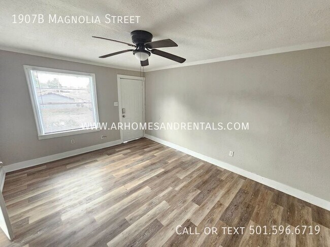 Building Photo - 1907 B Magnolia