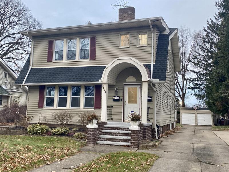 Foto principal - 3617 West Blvd