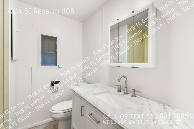 Building Photo - 7234 SE Redbird Cir