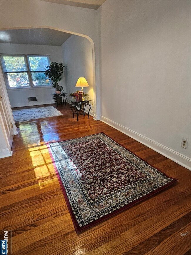 Foto del edificio - 55 Rutgers Pl