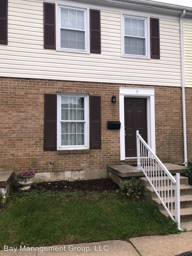 Building Photo - 3 br, 2 bath House - 9 Dunnett Ct