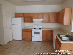 Foto del edificio - 11216 Center Point Rd