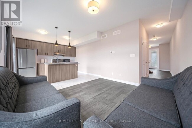 Photo du bâtiment - 5672 Dorchester Rd