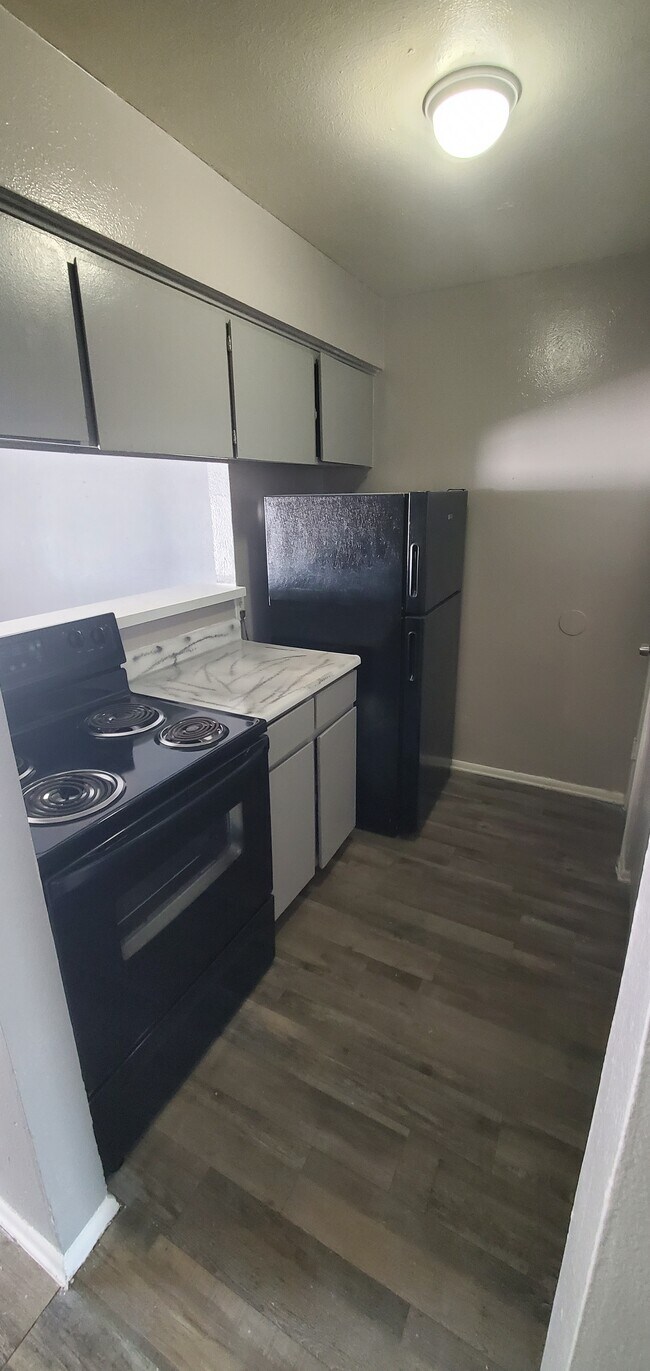 Building Photo - 2718 Sherman St