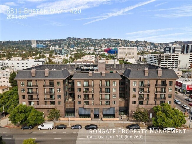 Building Photo - 8811 Burton Way