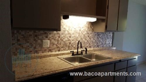 Building Photo - Lake Boulevard Apartment Homes