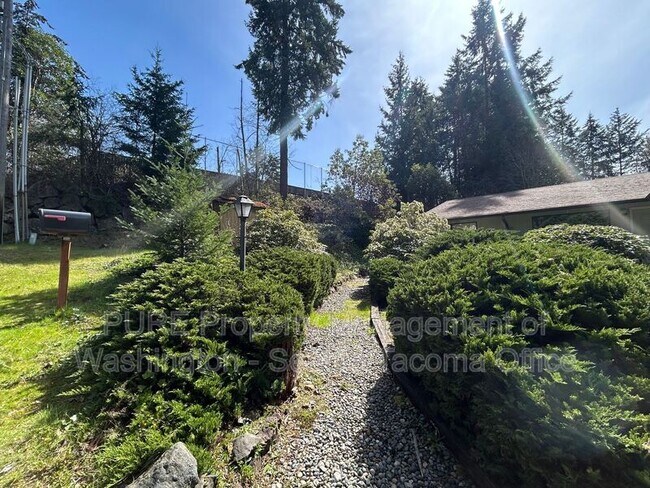 Foto del edificio - 5108 54th St W