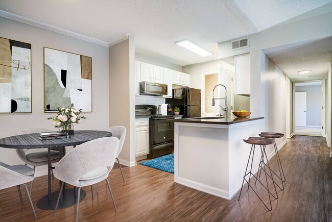 Dining area looking into kitchen - Avana Bellevue