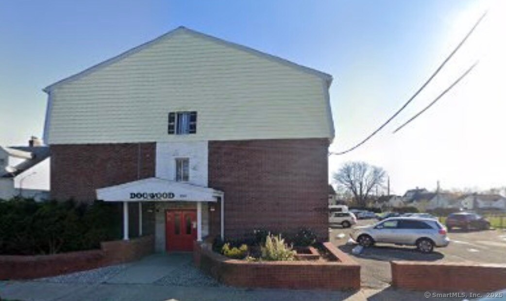 Foto del edificio - 250 N Bishop Ave