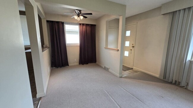 Building Photo - 971 Calrossie Blvd